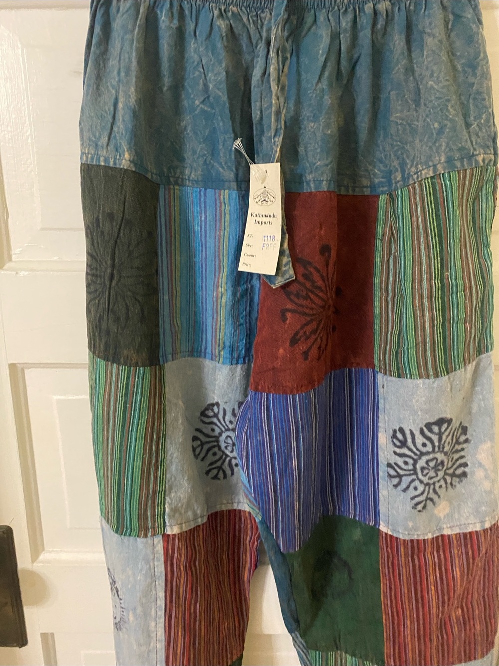 Kathmandu Imports Boho Patchwork Jogger Pants Free Size NWT - Picture 3 of 8